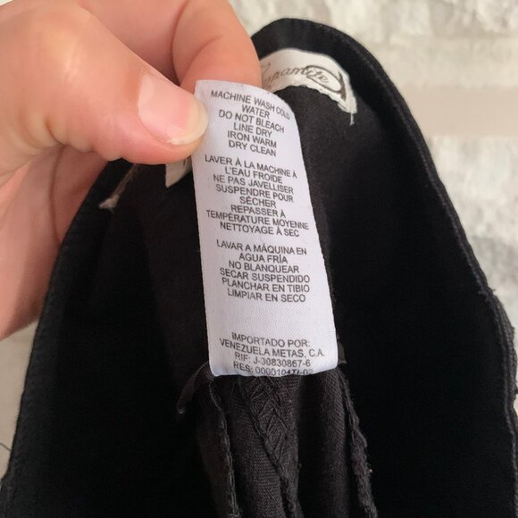 Shorts - Picture 5 of 5